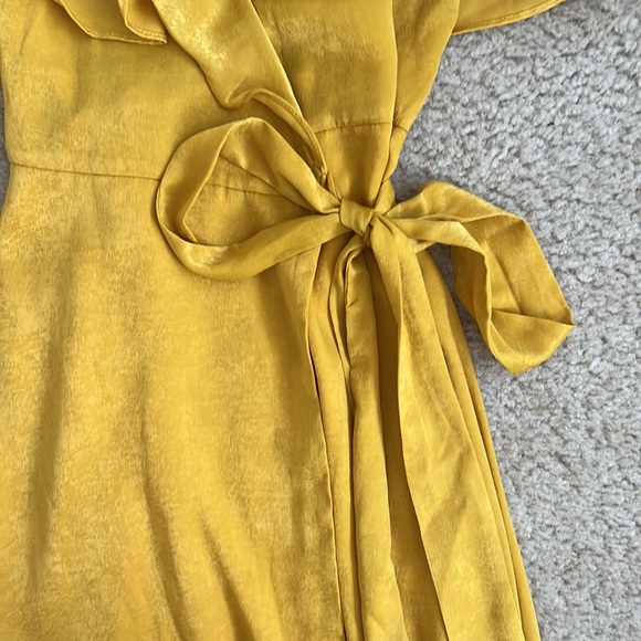 Lulu’s Mustard Yellow Satin Wrap Dress - XXS - Picture 4 of 6